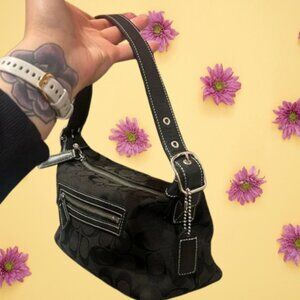 Authentic Vintage Small Y2K style Coach Hobo Shoulder Bag Comes with hang tag